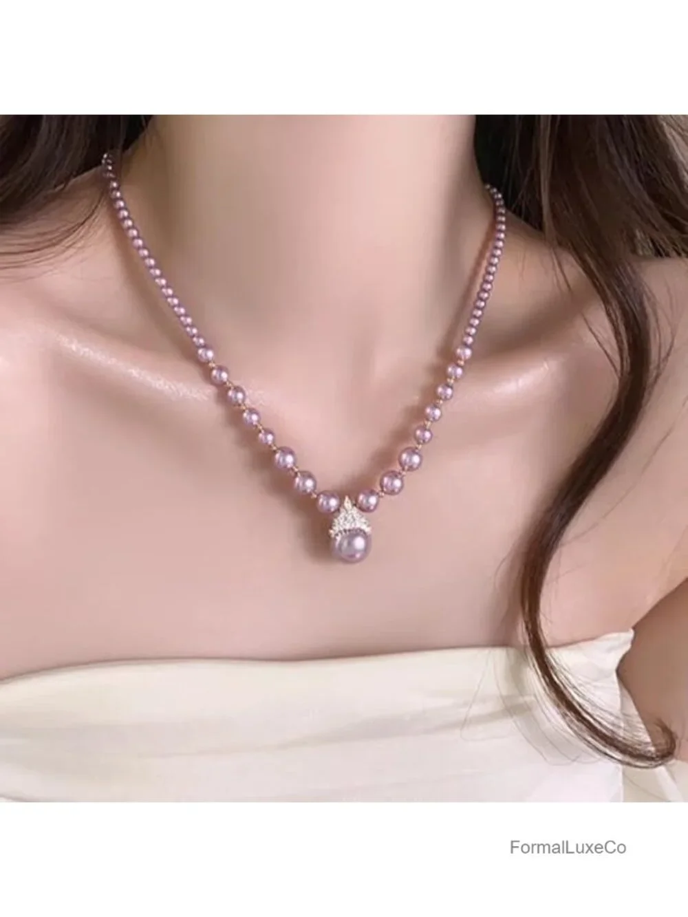18K Gold Plated Imitation Pearl Choker Necklace with Cubic Zirconia Crown